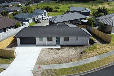 Photo of property in 15 Ocean View Rise, Ruakaka, 0116