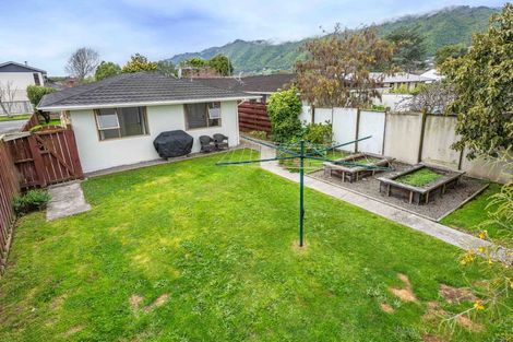 Photo of property in 41b Andrew Street, Waikanae, 5036