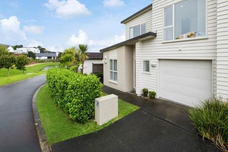 Photo of property in 21 Anselmi Ridge Road, Pukekohe, 2120