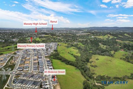 Photo of property in 71 Puwha Street, Massey, Auckland, 0614