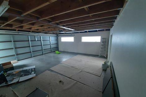 Photo of property in 33 Sequoia Place, Sunnynook, Auckland, 0620