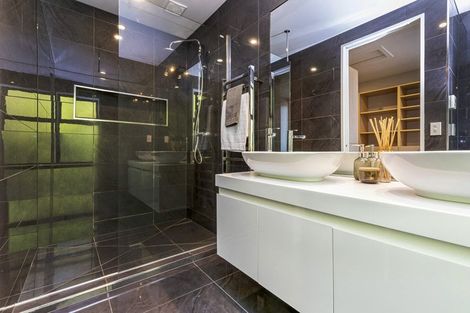 Photo of property in 1 Quarry Hill Terrace, Kennedys Bush, Christchurch, 8025