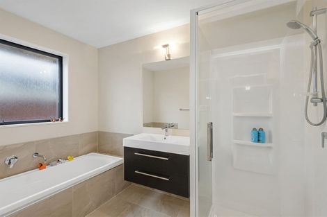 Photo of property in 4 Kieran Grove, Aidanfield, Christchurch, 8025