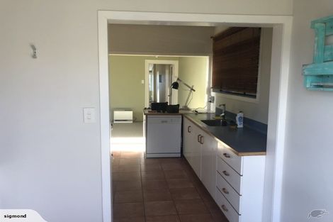 Photo of property in 407 Marine Parade, Napier South, Napier, 4110