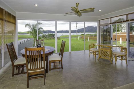 Photo of property in 38 Waterfront Road, Pukenui, 0484