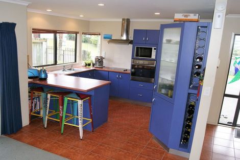 Photo of property in 76 Osprey Drive, Welcome Bay, Tauranga, 3112
