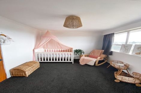 Photo of property in 10 Lydford Place, Spotswood, New Plymouth, 4310