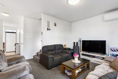Photo of property in 46/2 Armoy Drive, East Tamaki, Auckland, 2016