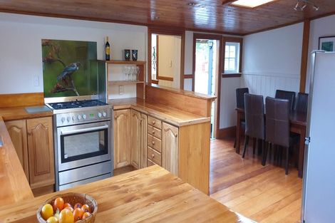 Photo of property in 100 Fox Street, Featherston, 5710