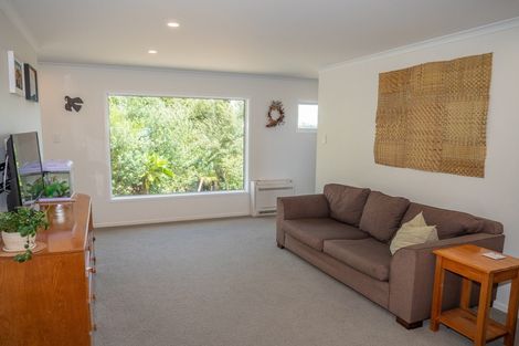 Photo of property in 95 Stratford Drive, Cable Bay, 0420