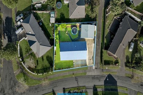 Photo of property in 14 Randwick Place, Randwick Park, Auckland, 2105