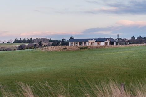 Photo of property in 271 Spur Road, Hadlow, Timaru, 7975