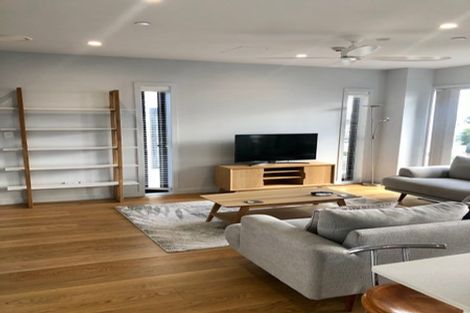 Photo of property in Frank Sargeson Apts, 501/74 Anzac Street, Takapuna, Auckland, 0622