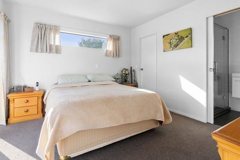 Photo of property in 66 Waitarere Rise Avenue, Waitarere, Levin, 5510