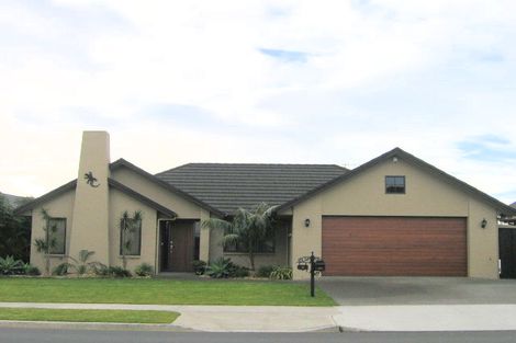 Photo of property in 3 Barcaldine Road, Flat Bush, Auckland, 2016