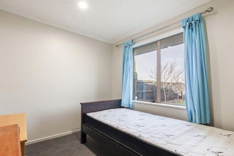 Photo of property in 10 Netley Place, Aranui, Christchurch, 8061