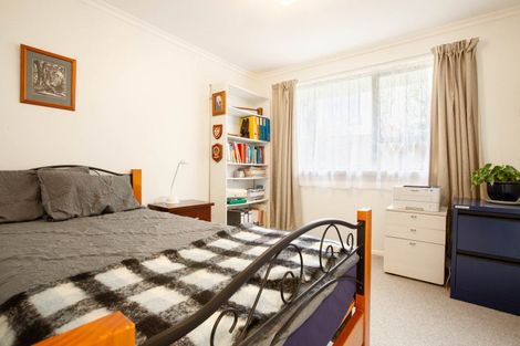 Photo of property in 60 Makora Road, Otaihanga, Paraparaumu, 5036