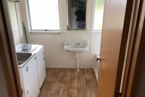 Photo of property in 16 Lancaster Street, Lawrence, 9532