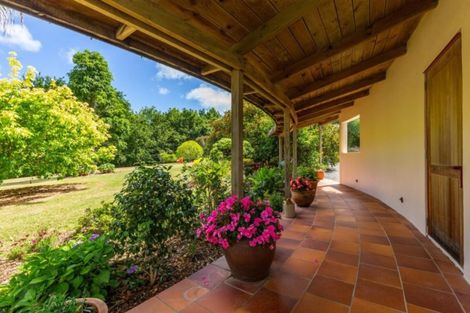 Photo of property in 112 Potts Road, Whitford, Howick, 2571