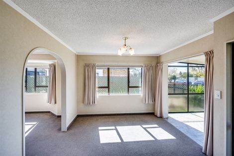 Photo of property in 1/52 Avondale Road, Taradale, Napier, 4112