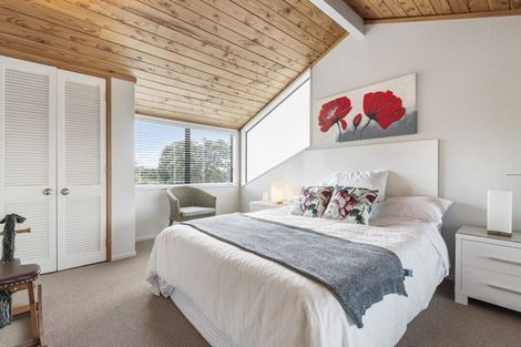 Photo of property in 5 Penzance Road, Mairangi Bay, Auckland, 0630