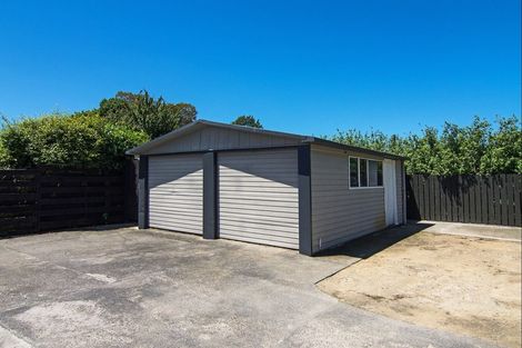 Photo of property in 8 Hughan Place, Carterton, 5713