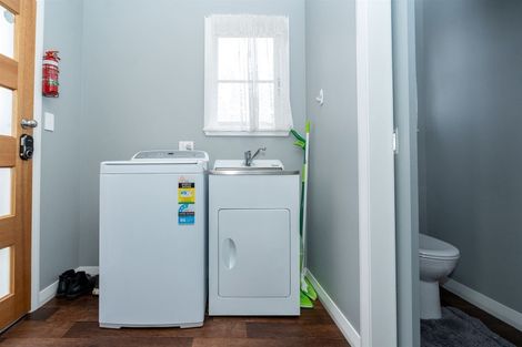 Photo of property in 126 Fairfield Road, Fairfield, Hamilton, 3214