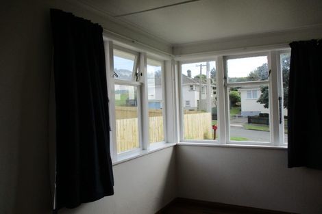 Photo of property in 37 Hukatai Street, Elsdon, Porirua, 5022