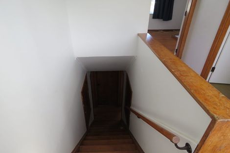 Photo of property in 34 Roberts Street, Tawa, Wellington, 5028