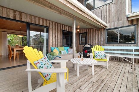 Photo of property in 26 Wiremu Road, Tairua, 3508