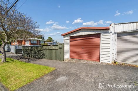 Photo of property in 90 Thomas Street, Stokes Valley, Lower Hutt, 5019