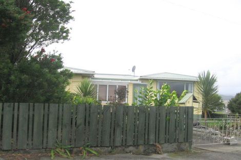 Photo of property in 2 Walker Avenue, Paremata, Porirua, 5026
