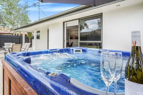 Photo of property in 16 Aria Court, Fairview Downs, Hamilton, 3214