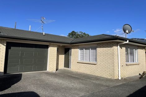 Photo of property in 3 Trelawn Place, Cockle Bay, Auckland, 2014