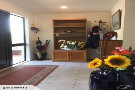 Photo of property in 1394 Whangaparaoa Road, Army Bay, Whangaparaoa, 0930