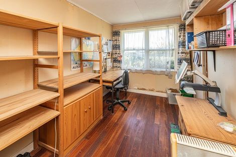 Photo of property in 10 Waitai Street, Castlecliff, Whanganui, 4501