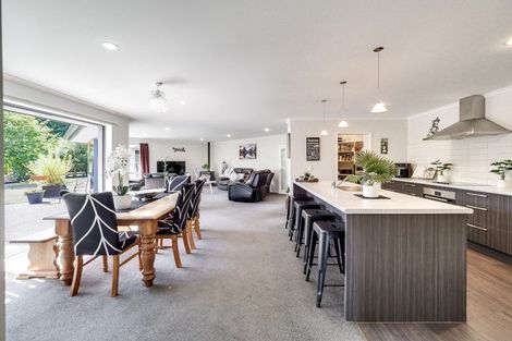 Photo of property in 187 Belfast Road, Belfast, Christchurch, 8051