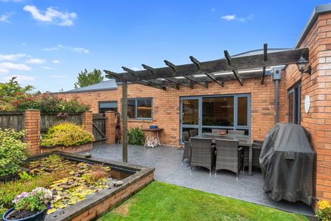 Photo of property in 16 Aylsham Lane, Casebrook, Christchurch, 8051