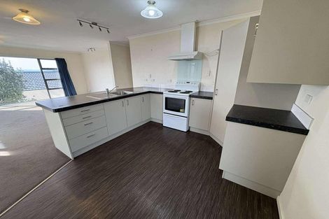 Photo of property in 4 Kekerenga Street, Strathmore Park, Wellington, 6022