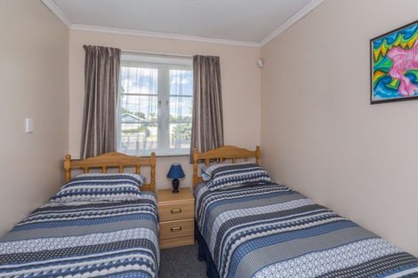 Photo of property in 30 Muapoko Street, Himatangi Beach, Foxton, 4891