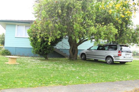 Photo of property in 58 Heyford Close, Mangere, Auckland, 2022
