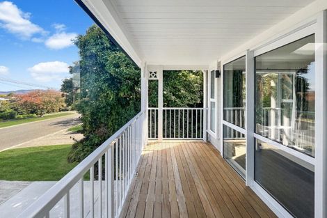 Photo of property in 64 Chesham Avenue, Waipahihi, Taupo, 3330