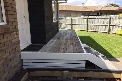 Photo of property in 1 Kenwick Place, Burswood, Auckland, 2013