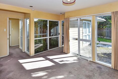 Photo of property in 2/20 Ross Martin Court, Conifer Grove, Takanini, 2112