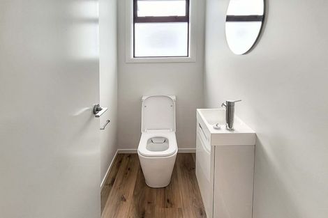 Photo of property in 4/11 Lees Grove, Wainuiomata, Lower Hutt, 5014