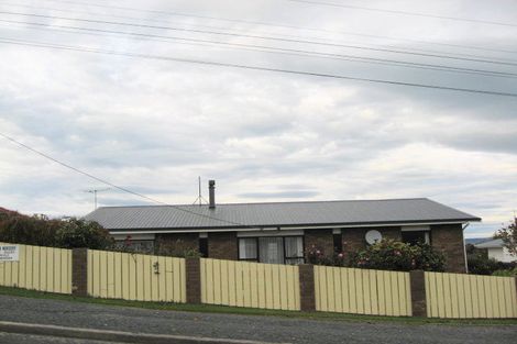 Photo of property in 30 Harwich Street, Balclutha, 9230