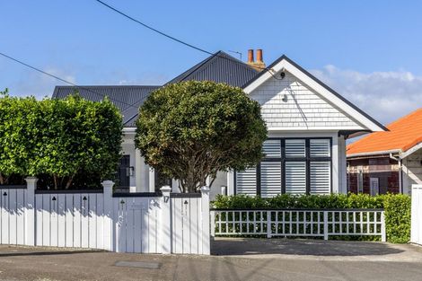 Photo of property in 17 Matai Road, Hataitai, Wellington, 6021