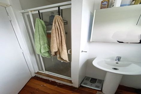 Photo of property in 16 Logie Street, Stokes Valley, Lower Hutt, 5019