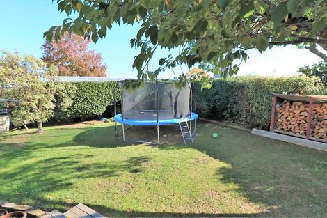 Photo of property in 2 Fairbrother Street, Carterton, 5713