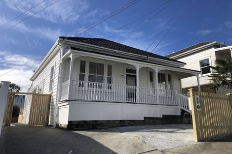 Photo of property in 9a Rogan Street, Mount Roskill, Auckland, 1041